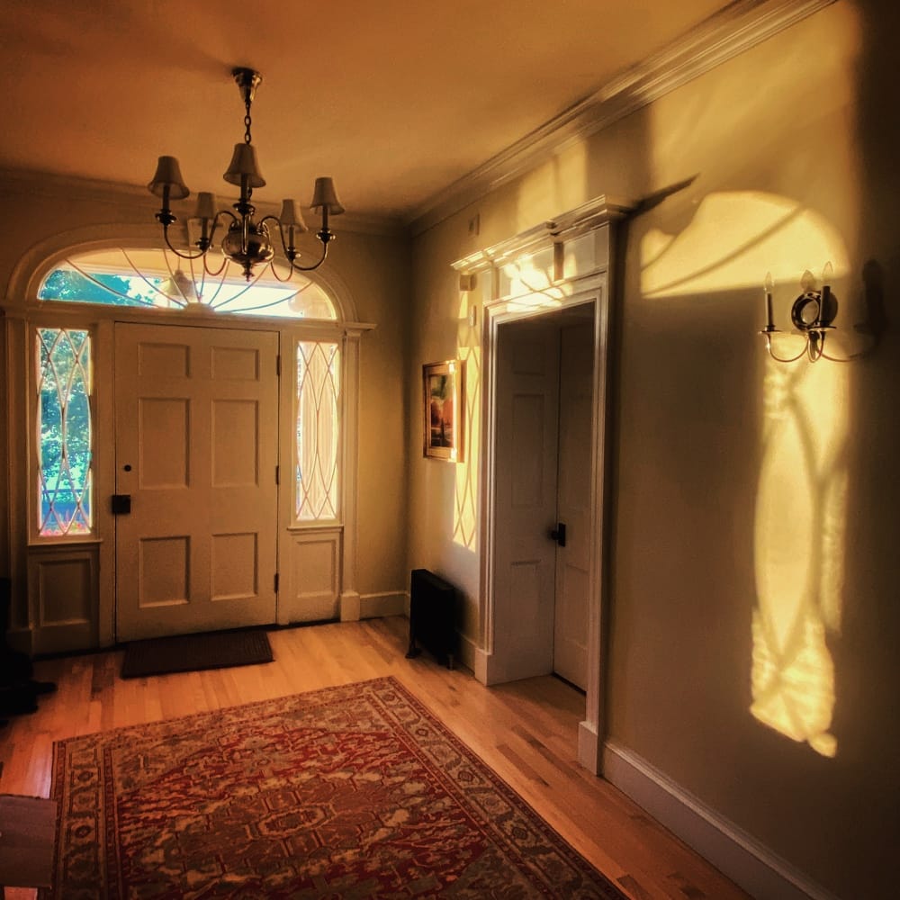 Morning Light, Front Hallway, August 20, 2022 (Source: Geo Davis)
