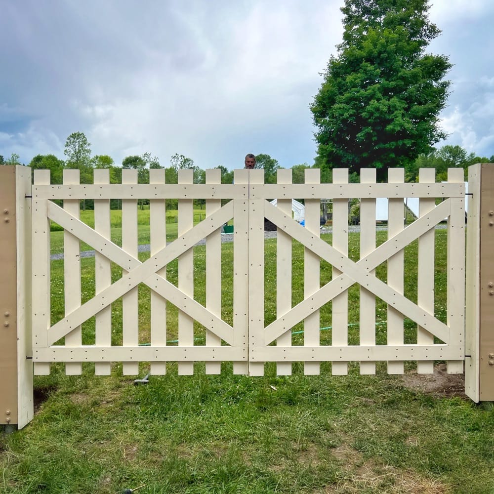 Gate Hung, Viewed from Within Enclosure (Photo: Glen Gherkins)