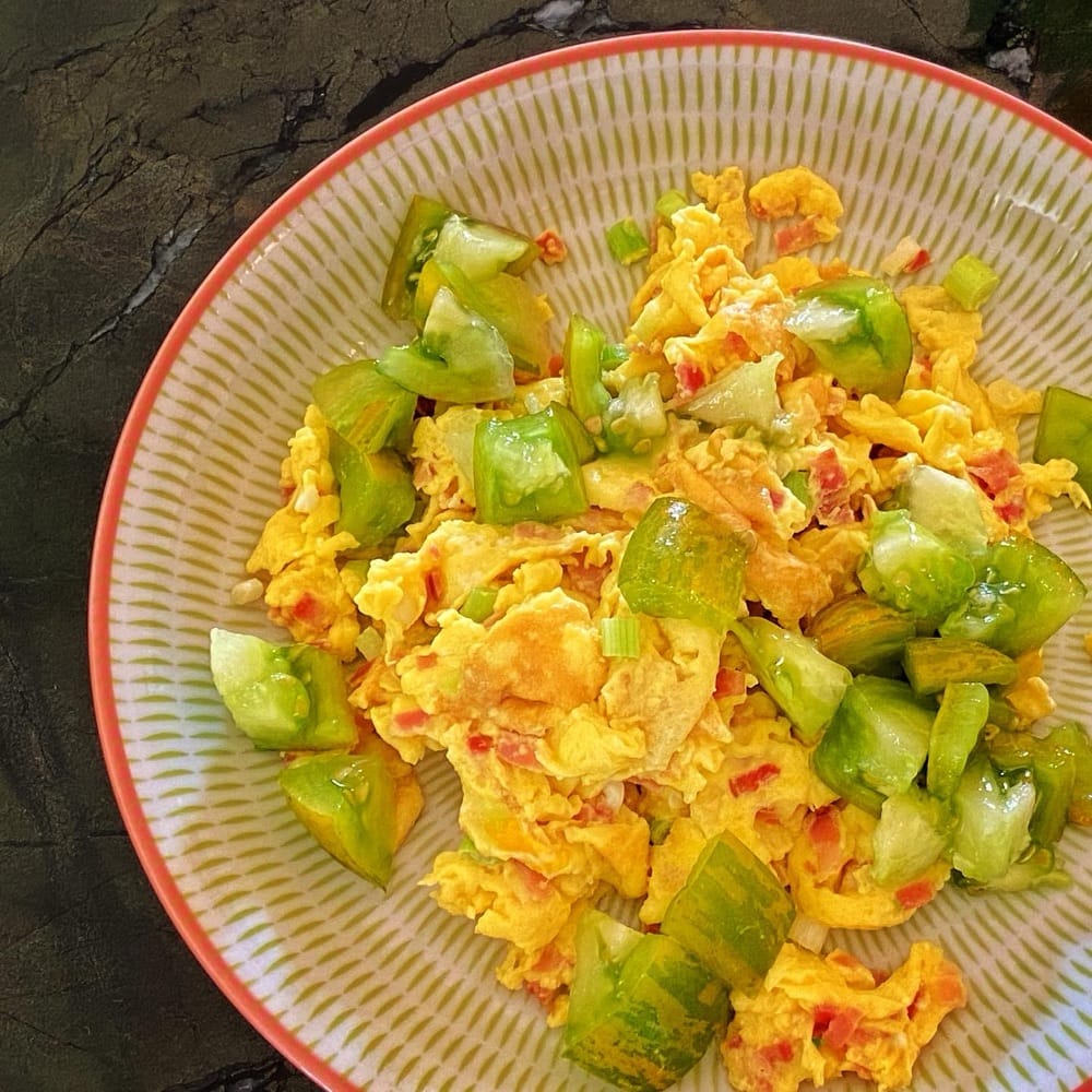 Green Zebra Eggs & Bacon (Photo: Geo Davis)