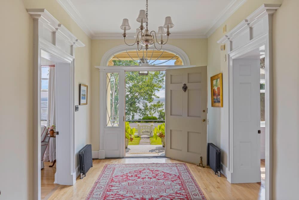 Rosslyn Entrance Hallway, Summer 2024 (Photo: Jen Cypress)