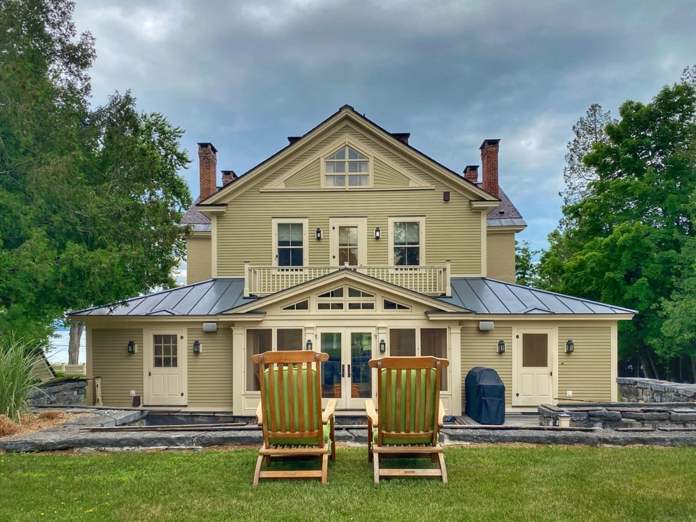Ell, West Facade (Photo: Geo Davis)