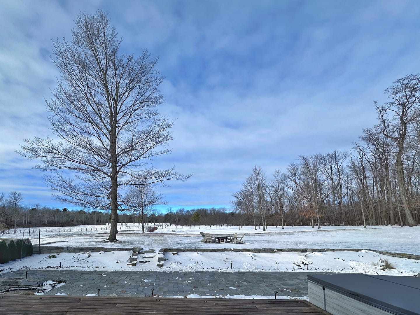 Skinny Snow: Looking west from icehouse deck on January 10, 2025 (Photo: Geo Davis)