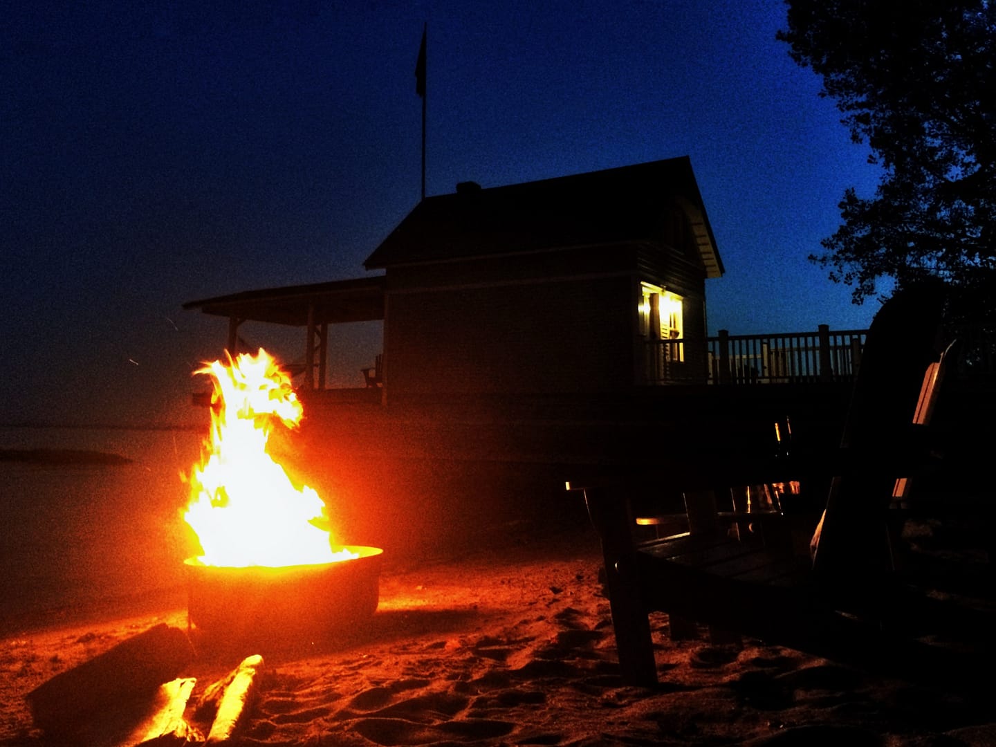 Beach Bonfire, September 27, 2014 (Photo: Geo Davis)