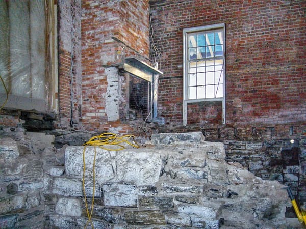 Looking SE Across Cistern Wall, December 29, 2006 (Photo: Geo Davis)