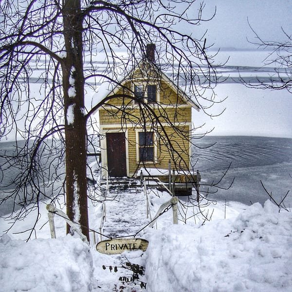 Soggy Snow Boathouse Before Rehab, March 2, 2007 (Photo: Geo Davis)
