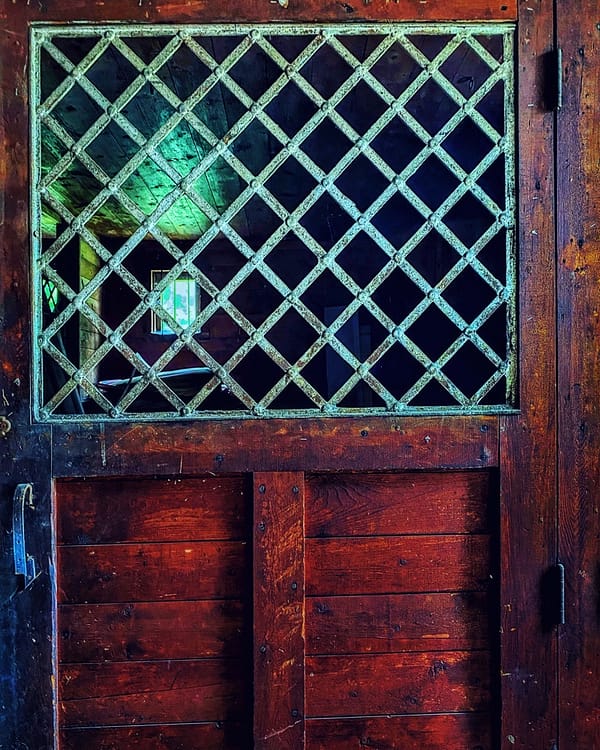 Carriage house horse stall door (Source: Geo Davis) Carriage house horse stall door (Source: Geo Davis)