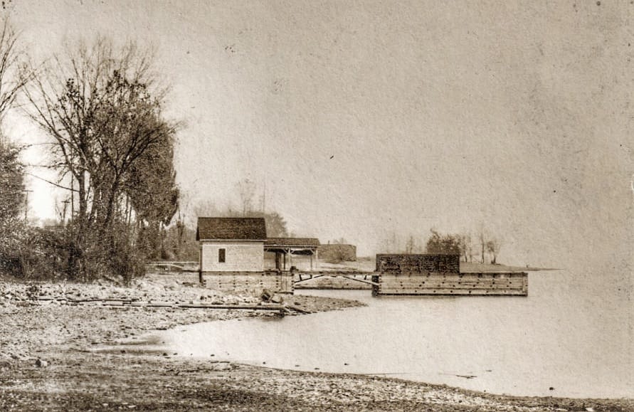 Rosslyn Boathouse Pier with Coal Bin for Steam Yacht, Kestrel (Source: Antique Postcard)